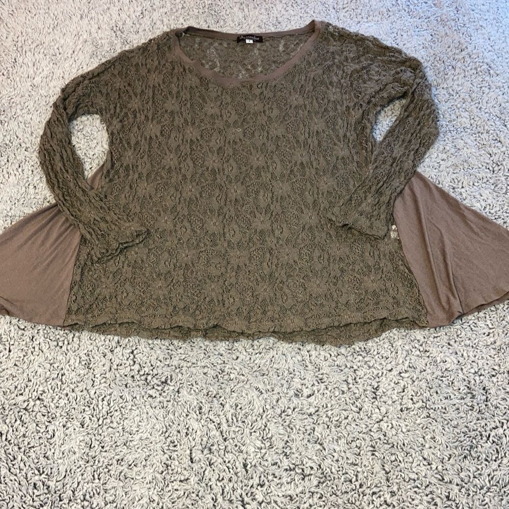 SURREALIST 1x Mixed media Festival top